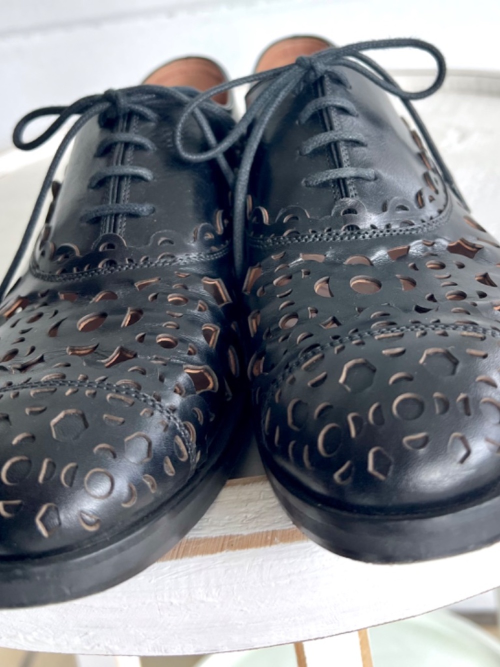 ALAIA PARIS Laser Cut Lace Up Oxfords in Black - with Dust Bags & Box - 39 1/2 - Picture 7 of 15